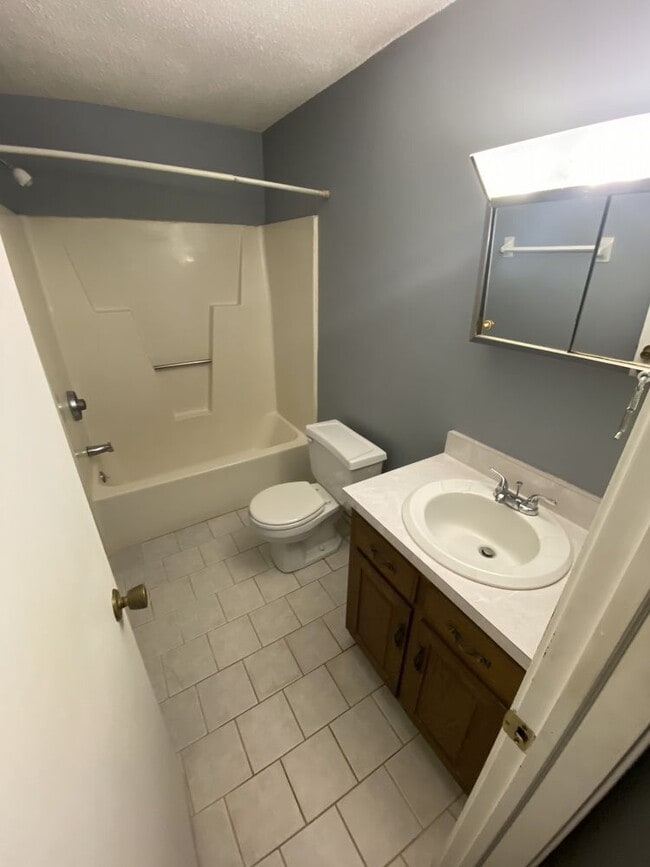 Photo - 134 W Main St