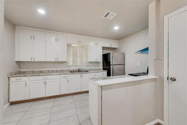 Photo - 6748 Hialeah Dr