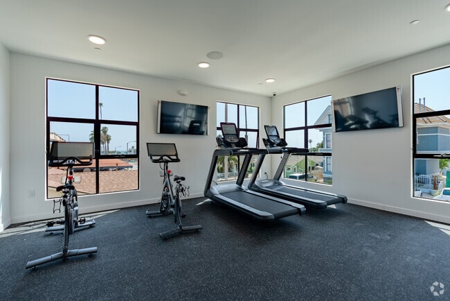 Fitness Center - The Kalthom Luxury Penthouse Suites