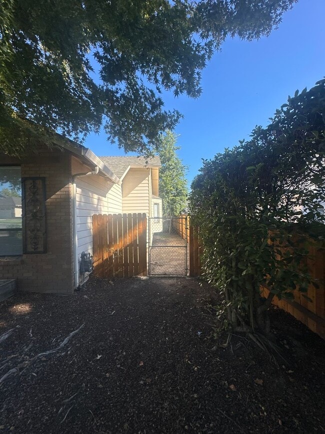 2660 Wilkshire Dr
