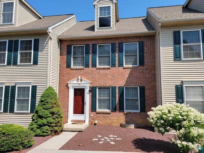 Building Photo - 13 Weiser Ct Rental