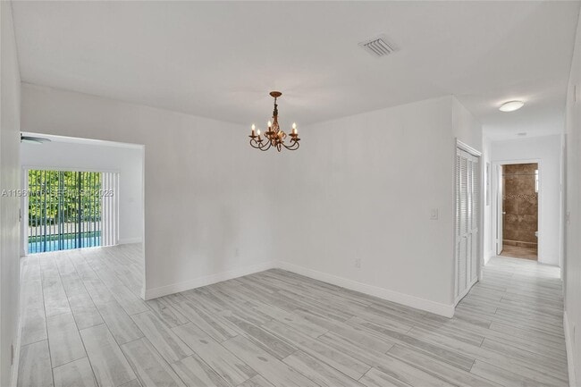 Photo - 5721 SW 11th St