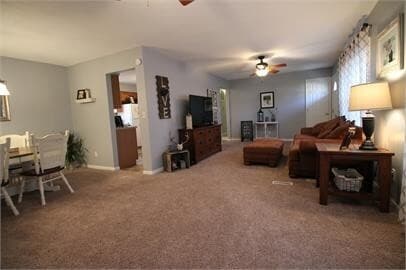 Photo - Adorable home!