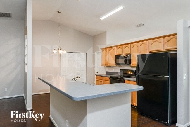 Photo - 3596 Monfero Ave