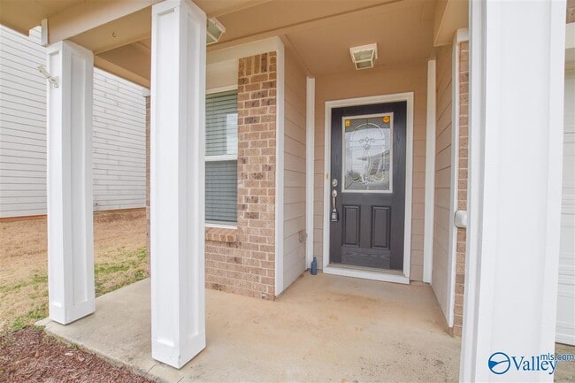 Photo - 3127 Castlecreek Dr SW