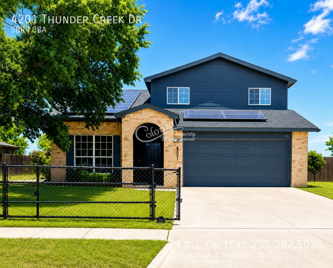 Building Photo - 4201 Thunder Creek Dr