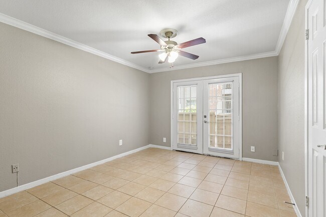 Floorplan E | 1 BR, 1BA With Study (Livingroom) 1008 Sq Ft