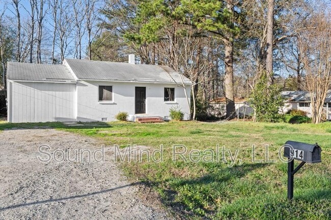 Photo - 914 Ranch Farm Rd