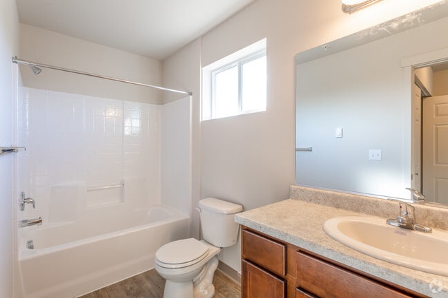 Crown Pointe Phase II Apartments For Rent in Post Falls