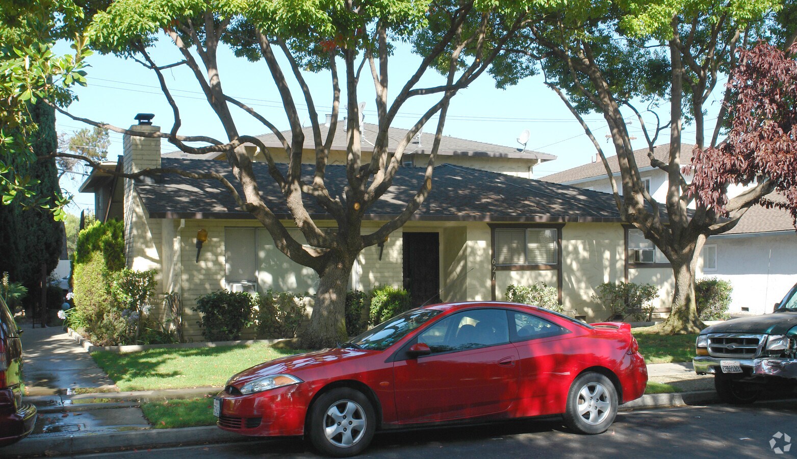 621 Nello Drive - 621 Nello Drive