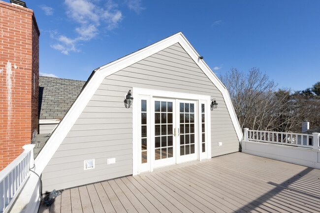 Photo - 4 East St Unit #3