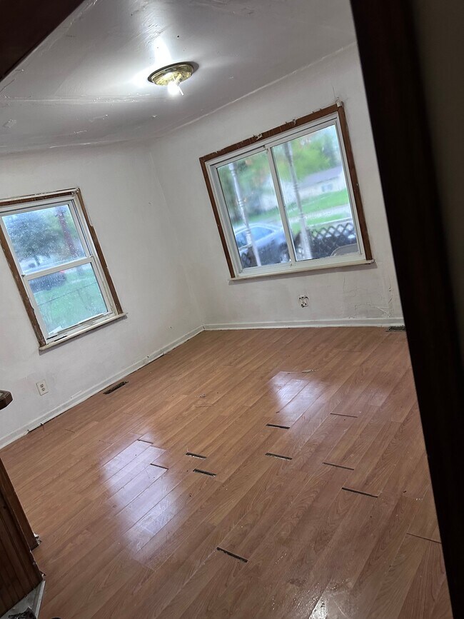 Photo - 3514 Leith St