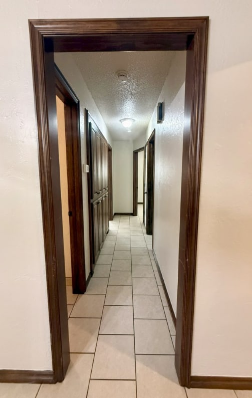 Photo - 952 NW 6th St