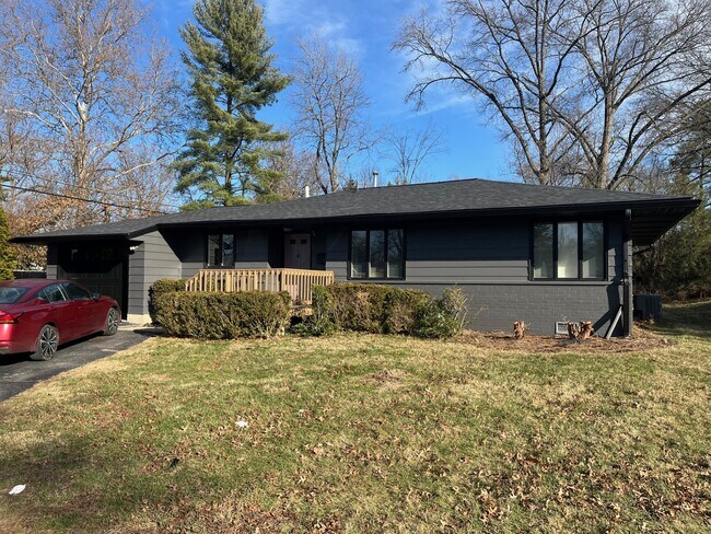 Photo - 501 S Arbutus Dr