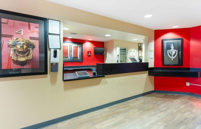Photo - Furnished Studio-Dublin - Hacienda Dr.