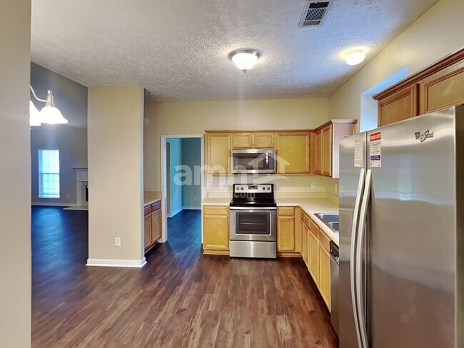 Photo - 1308 Oakhall Ln