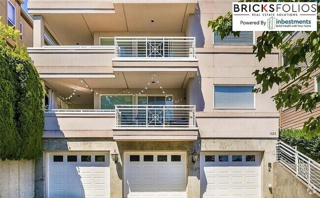 Building Photo - Premier Penthouse Living in Kirkland – Ste... Unit 301