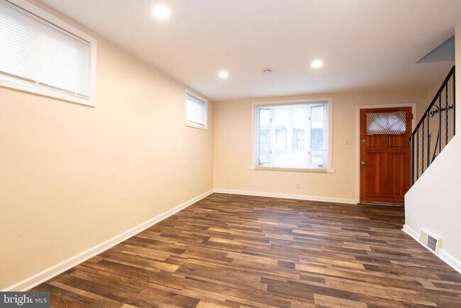 Photo - 6021 N Norwood St