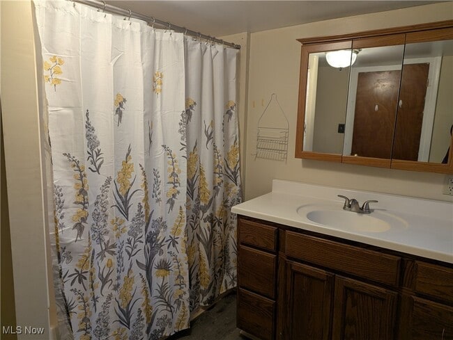 Photo - 15401 Madison Rd