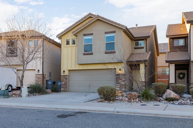 Photo - 4bd | 2.5 Bath | 2 Car Detached Desert Canyon Townhome Now Available