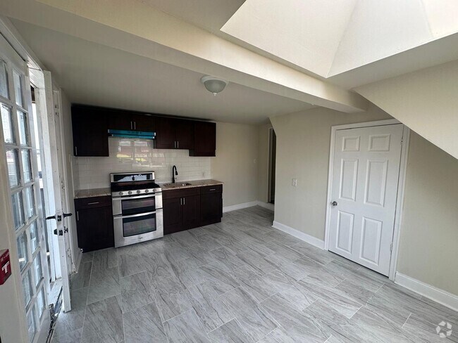 Building Photo - BRAND NEW 2 BED 1 BATH APARTMENT FOR RENT. Unit 9415 BUSTLETON AVE  C
