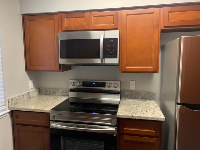 Building Photo - 6250 Havenside Dr Unit 5 Rental