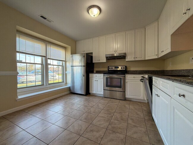 Photo - 4780 Marlwood Way