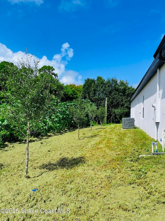 Photo - 526 Frink Ave