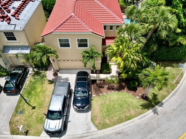 584 NW 87th Terrace