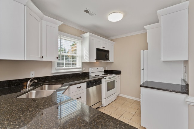 Photo - 103 Turnbridge Ln