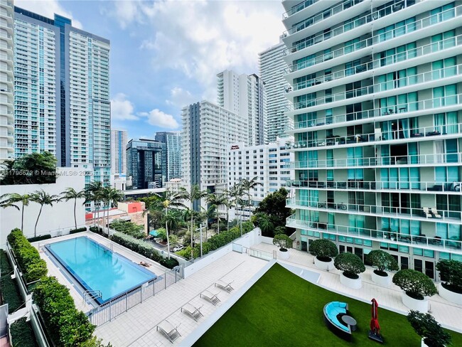 Photo - 1111 SW 1st Ave Condo Unit 1216-N