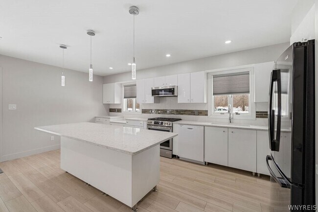 Photo - 855 Madison Ave