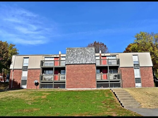 Photo - 1301 S Scott Ave