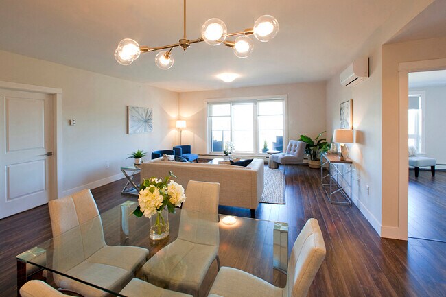 Photo - Amesbury Gate