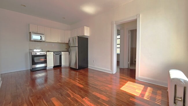 Photo - 20 Magaw Pl Unit 64