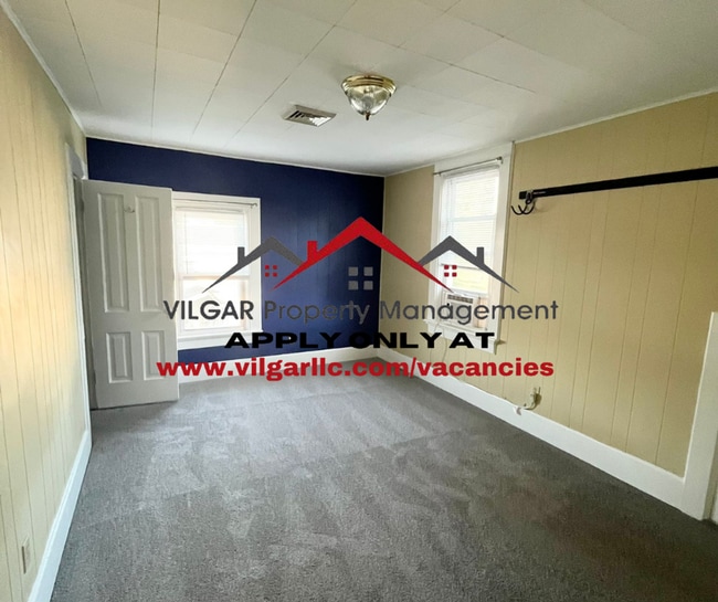 Photo - 136 Matteson St Unit 2nd Floor