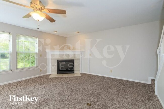 Photo - 634 Ellen Dr