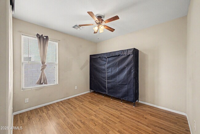 Photo - 642 W Mesquite Tree Ln