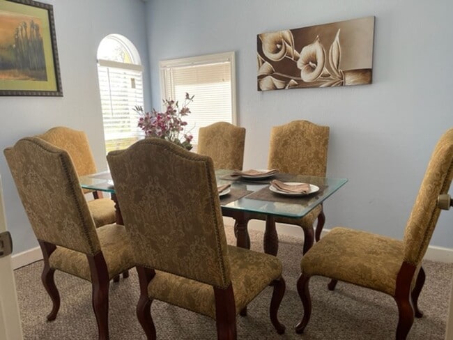 Photo - FULLY FURNISHED - Peaceful 4 Bed / 2 Bath Condo Unidad A