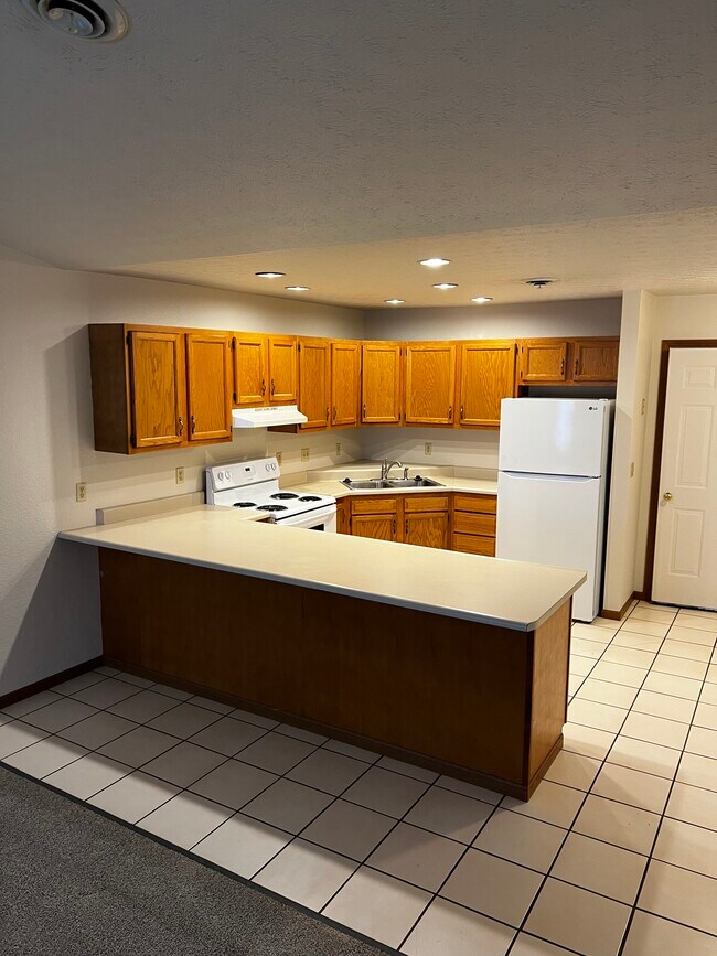 Photo - 1198 Abbott Cir Unidad 1198