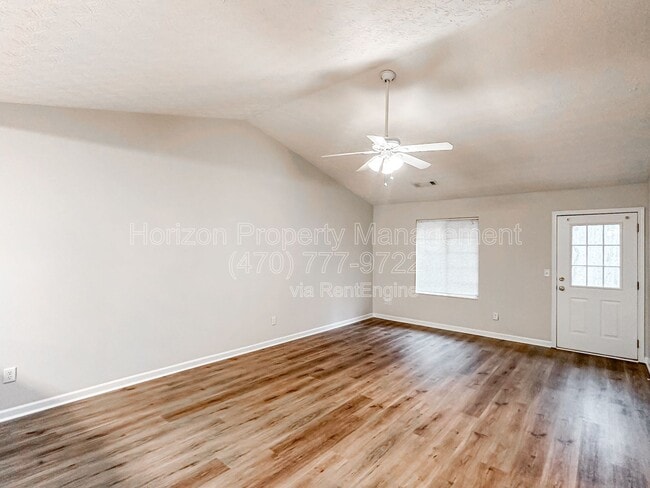 Photo - 3989 Hidden Hollow Dr