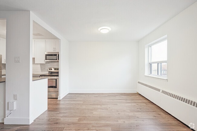 2BR, 1BA - Dining Room - 1330 Danforth Road
