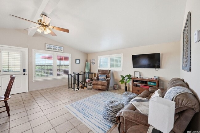Photo - 2681 Lakeview Dr