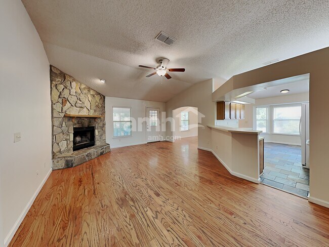 Photo - 7992 Seahaven Ct