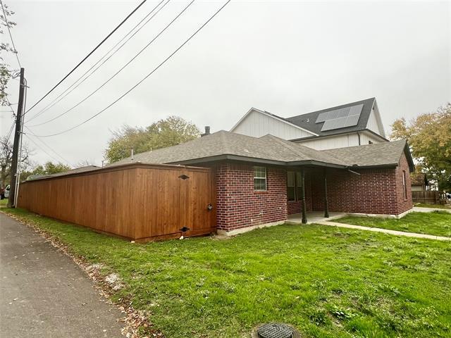 Photo - 601 Short St