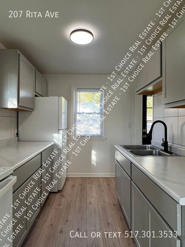 207 Rita St
