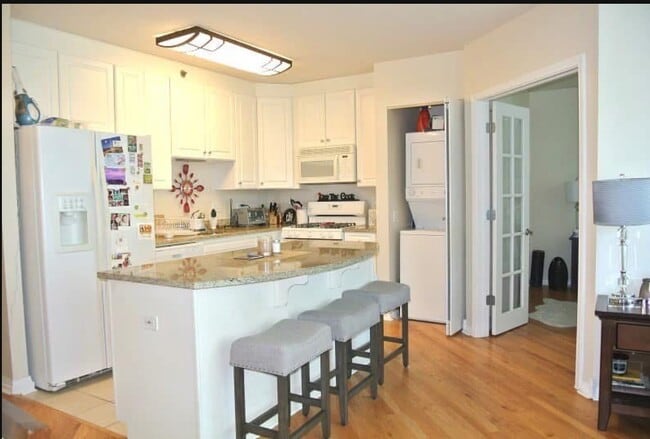 Photo - 33 W Ontario St Unit 26C
