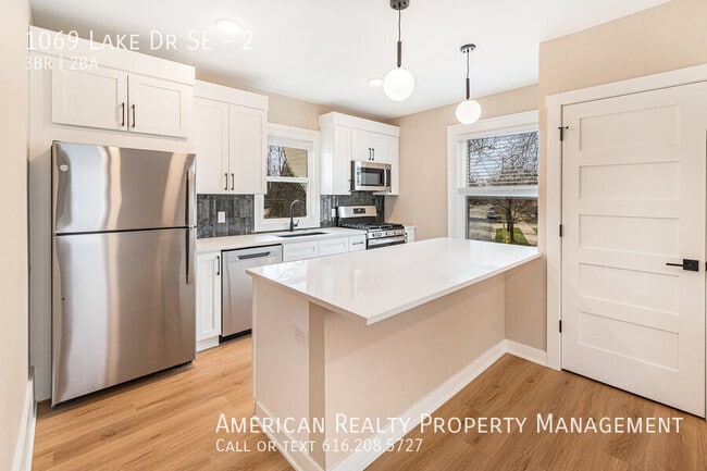 Photo - 1069 Lake Dr SE Unit 2