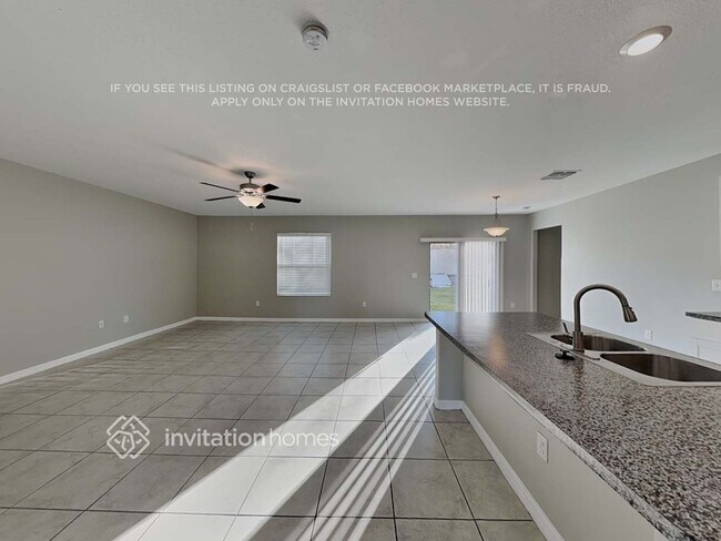 Photo - 1576 Blue Rose Dr