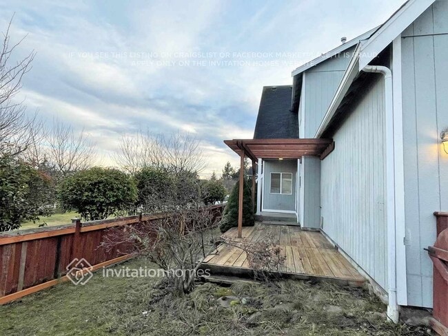 Photo - 18006 Panorama Blvd E